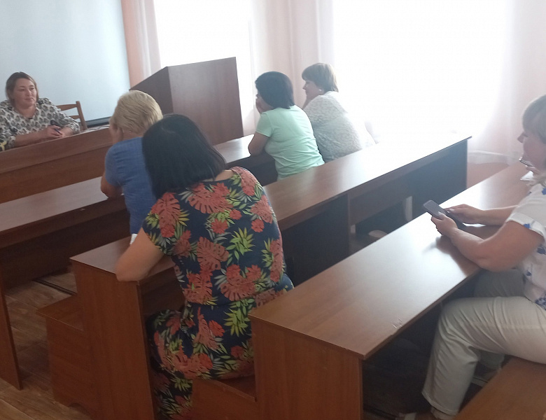 Отработка комплексного сценария действий работников дополнительных образовательных организаций при террористической угрозе.